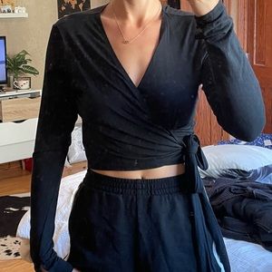 Black, Cropped, Joy Lab Wrap Top